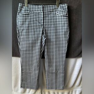 New York & Company Black and White Checkered Capris